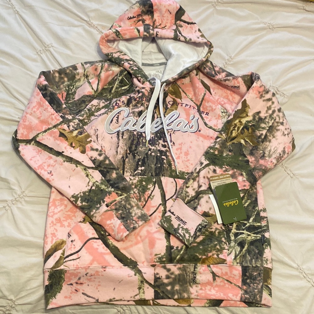 Cabela’s | Medium | Pink Zonz Woodlands | Hoodie
